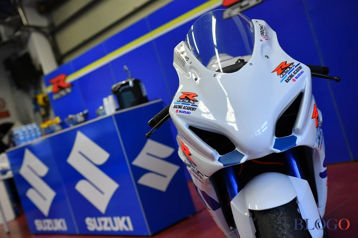 Suzuki: iscrizioni aperte per la GSX-R Racing Academy
