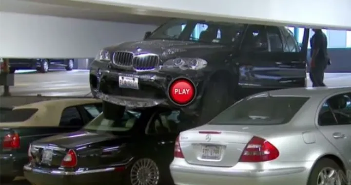 Curiosità: a Chicago va in scena il "luxury car sandwich"