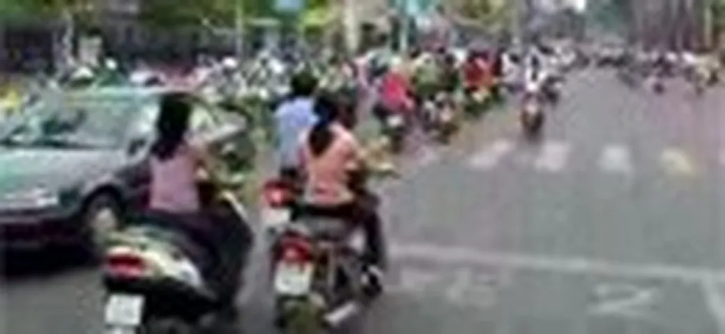 Vietnam in Scooter - Video