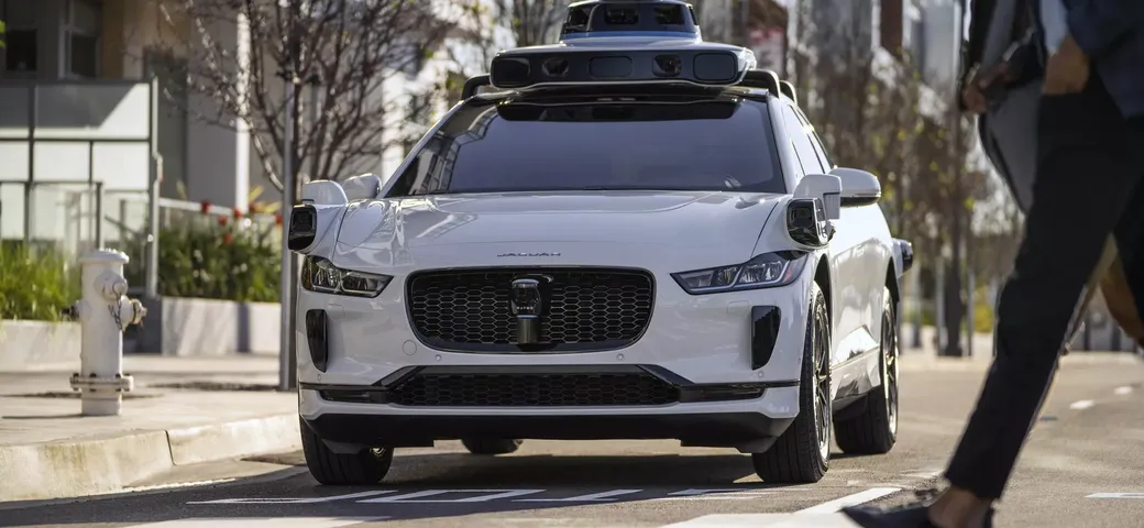 Waymo: auto a guida autonoma investe e uccide un cane in un 'incidente inevitabile'