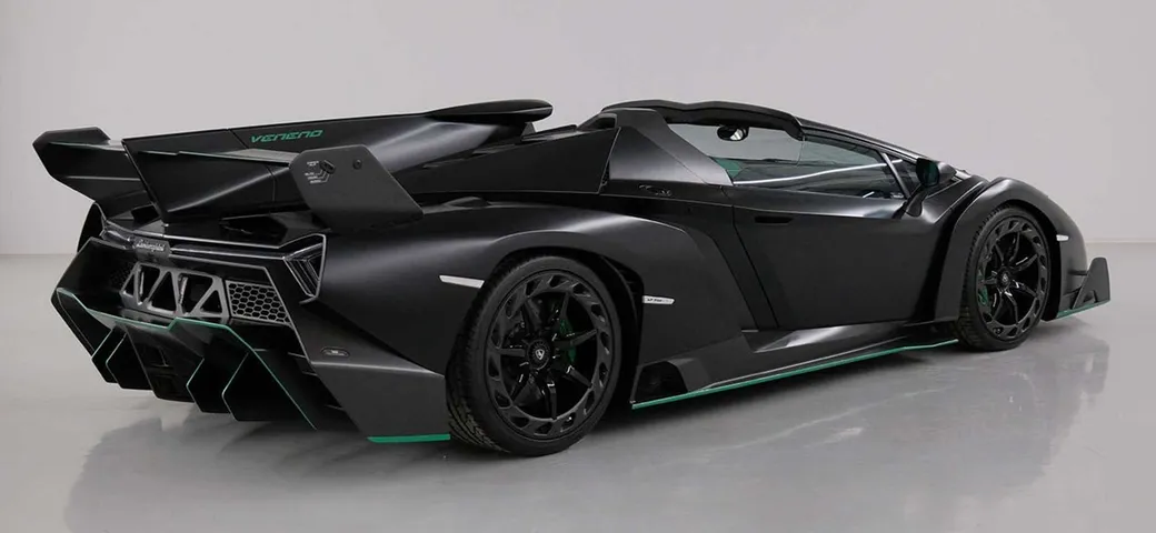Lamborghini Veneno Roadster: all'asta il secondo esemplare
