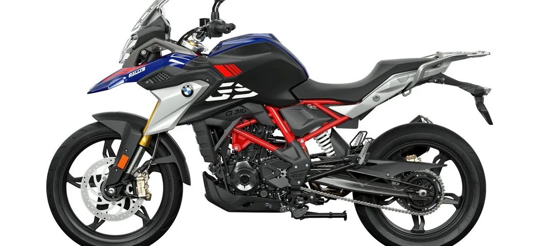 La BMW G 310 GS si rinnova per il 2021