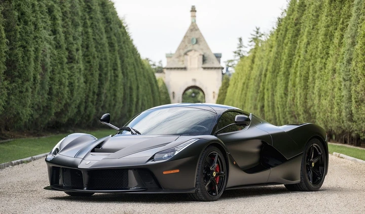 LaFerrari Cavallo Infernale: all'asta uno dei 3 esemplari Nero Opaco