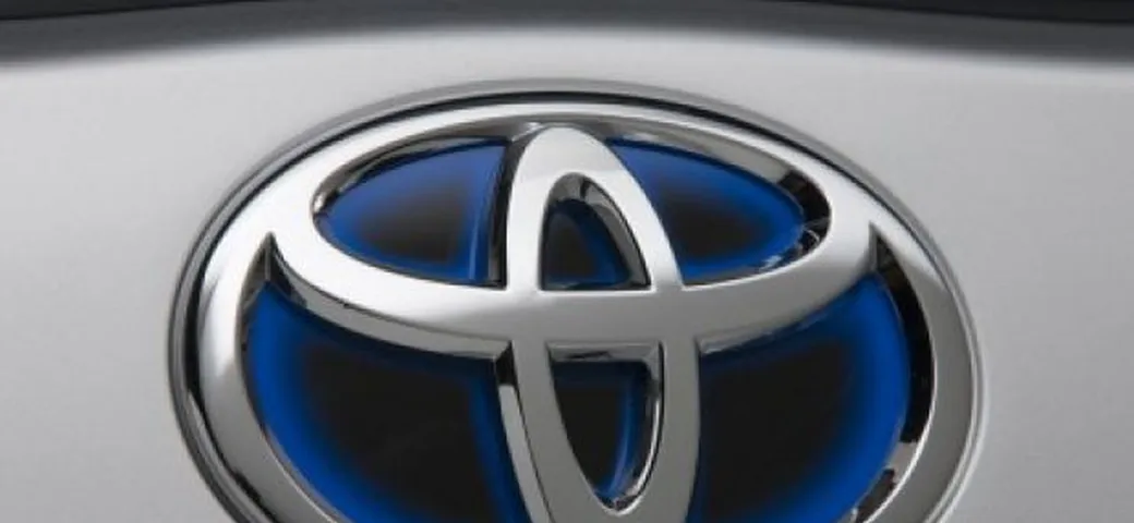 Toyota: il presidente Akio Toyoda si scusa per il difetto al pedale dell'acceleratore