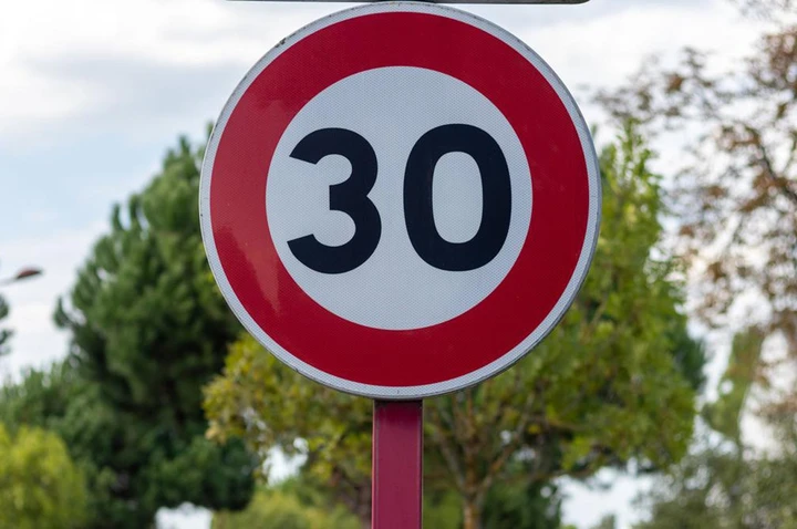 Spagna: in città il nuovo limite è 30 km/h