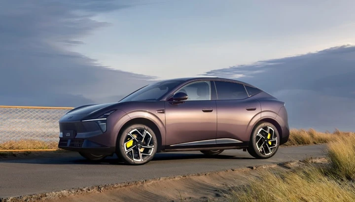 Xpeng L03 arriva in Italia: il SUV coupé elettrico parte da 34.990 euro e sfida i big del mercato