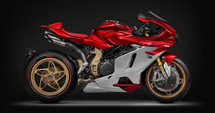 MV Agusta Superveloce 1000 Serie Oro premiata con il Good Design Award 2024