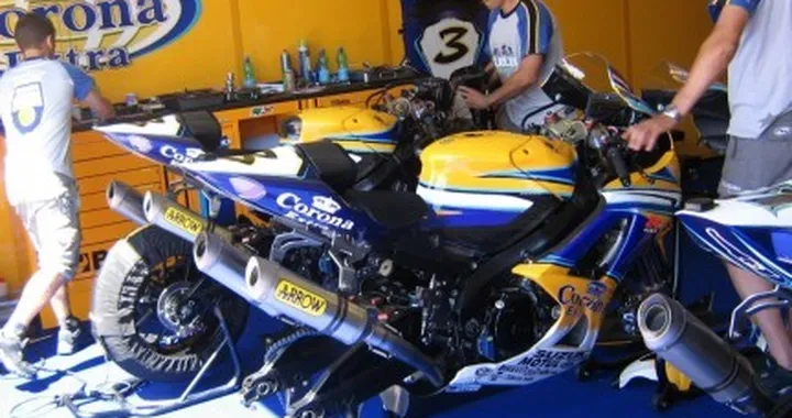 SBK: Motoblog nella pit lane di Vallelunga