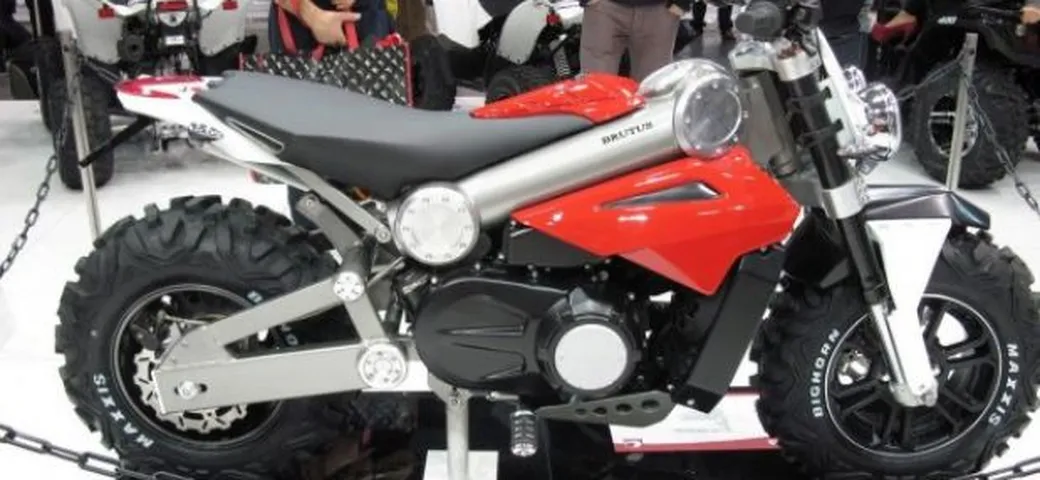 Brutus 750 EI - Salone EICMA di Milano