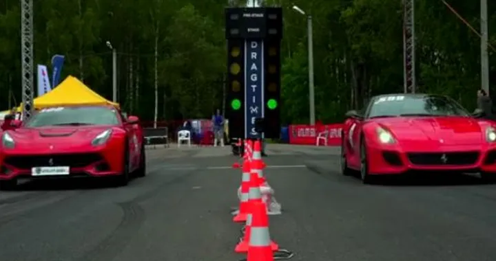Ferrari 599 GTO contro F12: qual è la più veloce?