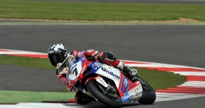 WSBK, Carlos Checa: "Ci sono 200 punti ancora disponibili...”