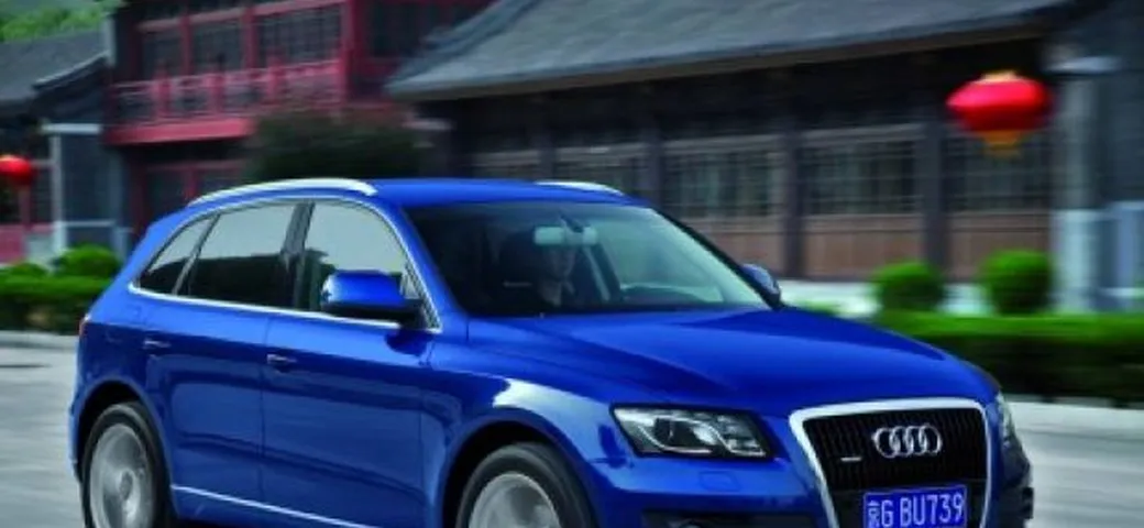 Audi: la Q5 hybrid al Salone di Los Angeles