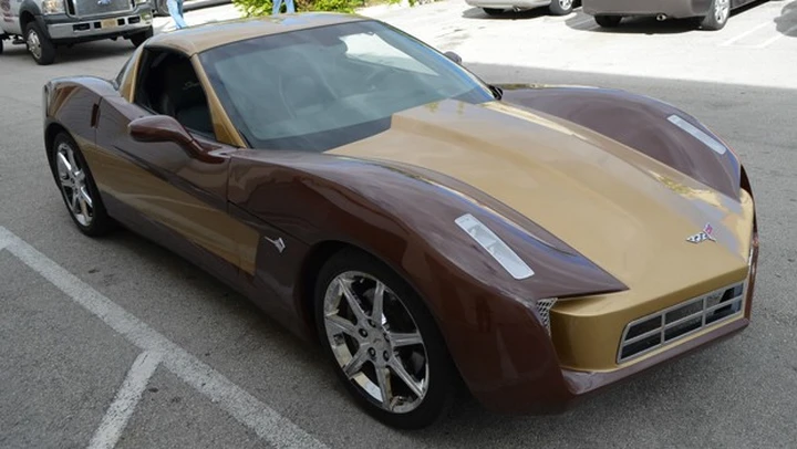Chevrolet Corvette: in vendita una replica di Transformers