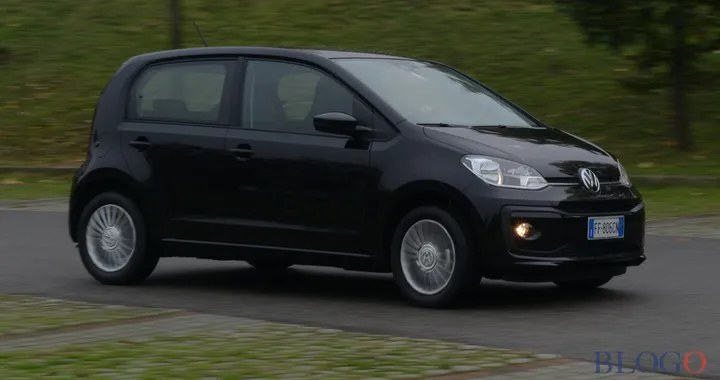 Volkswagen Up!: prova su strada della 1.0 da 60 cavalli