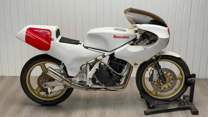 Ikuzawa TH1R, la rarissima moto da corsa del 1988 finisce all'asta