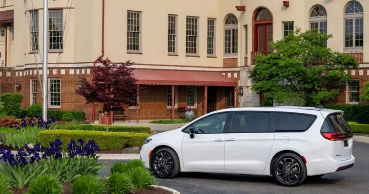 Chrysler, c'è un problema chiamato Pacifica: gli showroom ne sono pieni