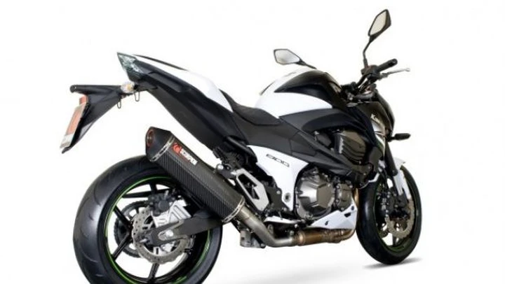 Scorpion: scarico Serket Parallel per Kawasaki Z800
