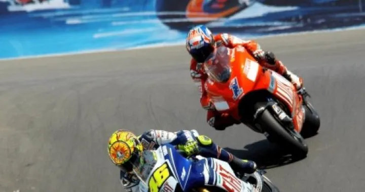 Premiato il sorpasso di Rossi a Stoner di Laguna Seca