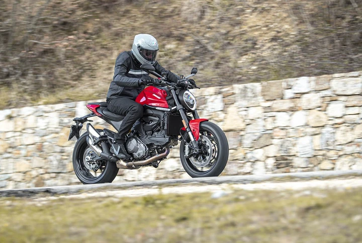 Ducati Monster 2021, altro che 
