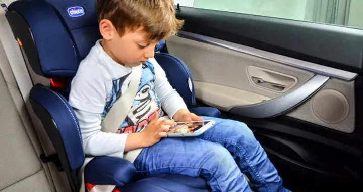 Il posto più sicuro per posizionare il seggiolino in auto