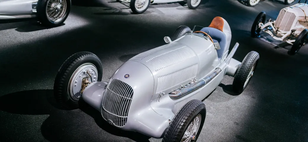 Mercedes-Benz W 25: la prima 