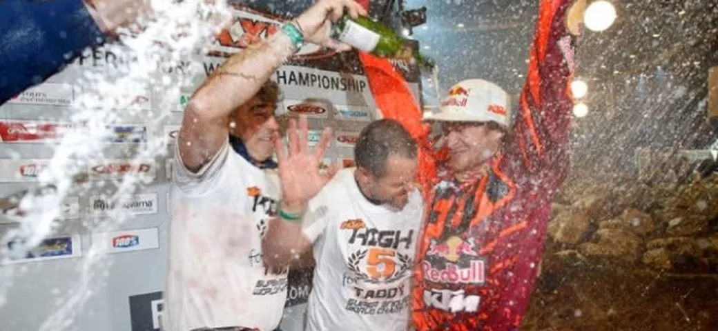 Taddy Blazusiak cinque volte Campione del Mondo SuperEnduro