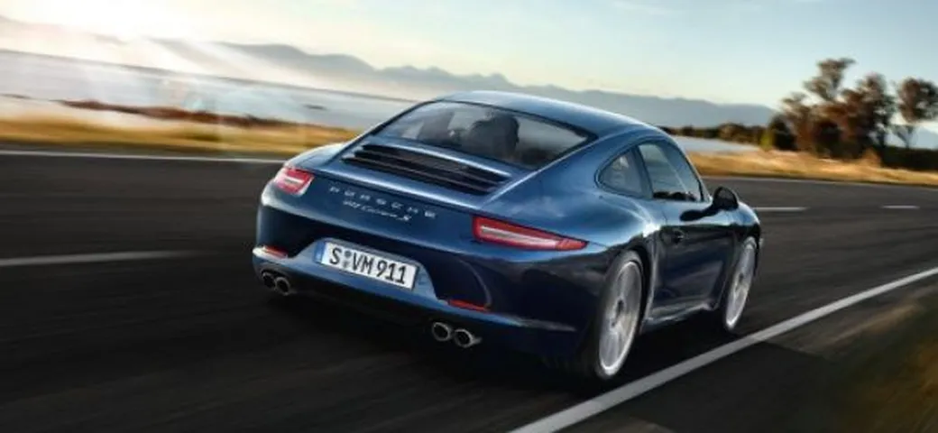 Video Porsche 911 Carrera S: gira al Nurburgring in 7:37.9