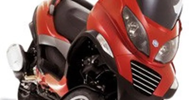 Piaggio MP3 Test Raid Tour 2006