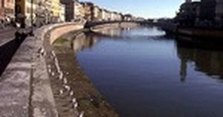 Per le via di Firenze in scooter a 140 Km/h