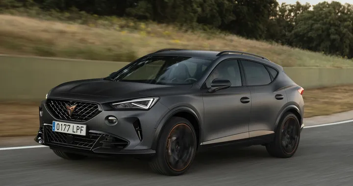 Cupra Formentor VZ5: in Italia con prezzi da 62.350 euro