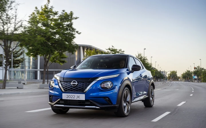 Nissan Juke Hybrid 2022: prova, prezzo e allestimenti