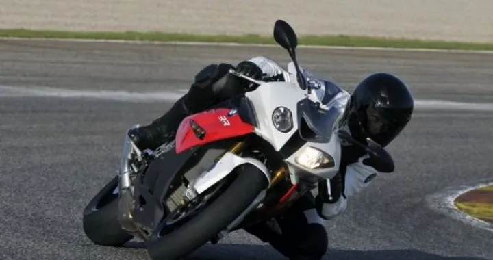 BMW S 1000 RR 2012 in arrivo a 16.850 euro
