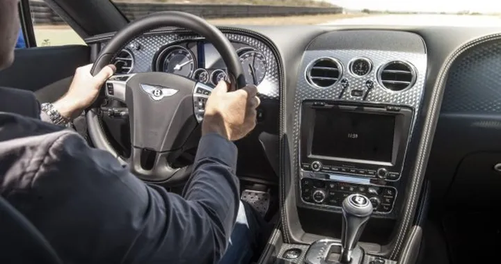 Bentley Continental GT Speed: 2350 kg molto veloci