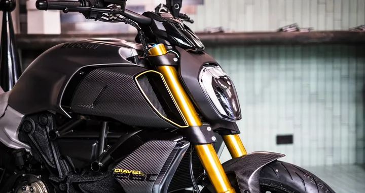 Ducati a Milano Design Week con il Diavel 1260
