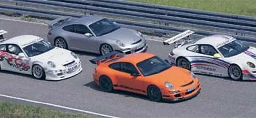 Porsche 911 GT3: meglio in strada o in pista?