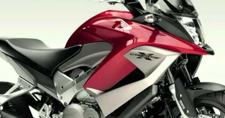 Honda Crossrunner 800 presentazione al Motodays 2011 - Blog.mp4