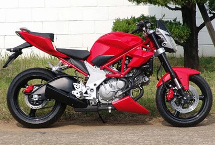 Anteprima 2008: la nuova Hyosung 650 Comet