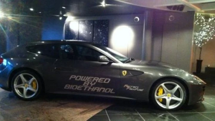 Ferrari FF: con motore ad etanolo eroga 887 CV!