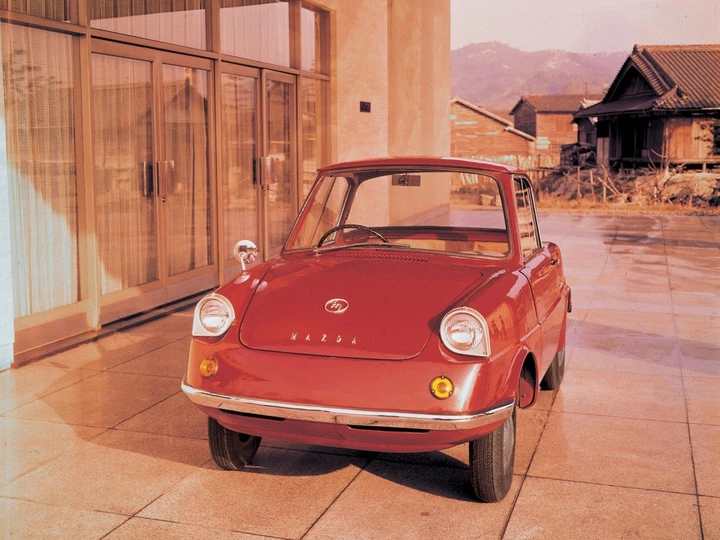 Mazda R360 Coupé: 60 anni per l'icona giapponese