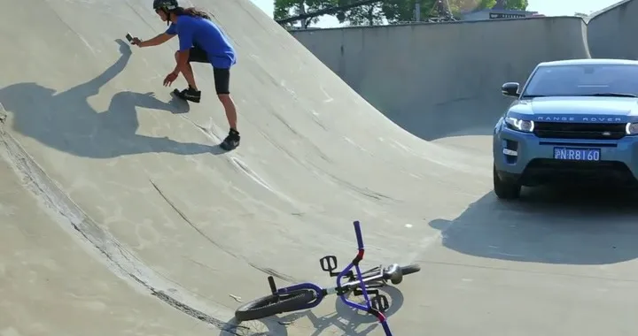 Range Rover Evoque Skate Park 2.mp4