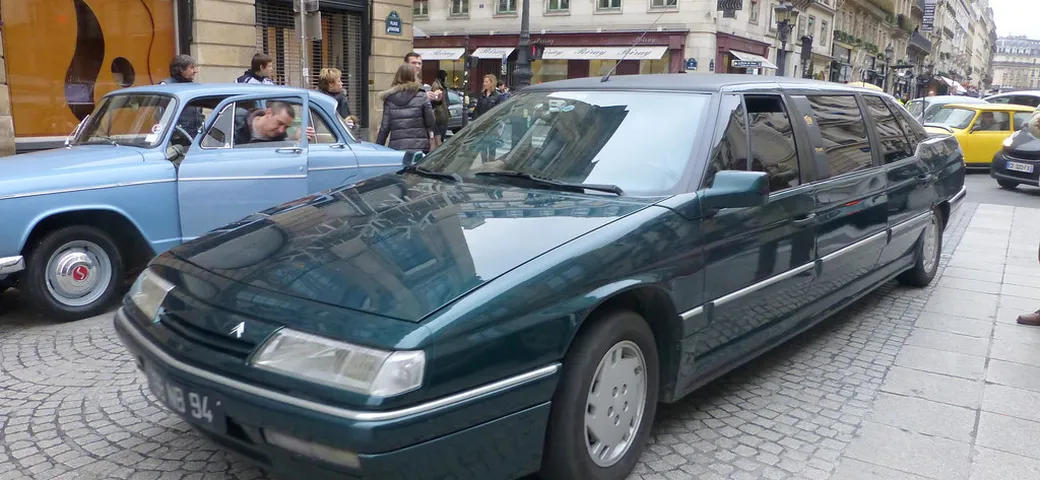 Citroen XM Stretch Limousine, il lusso su ruote che affascina i collezionisti