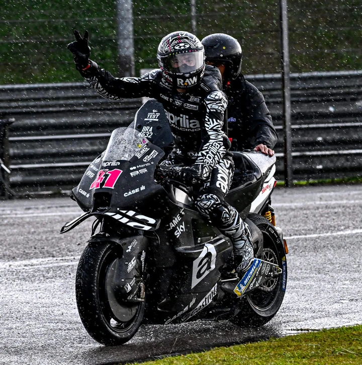 aprilia-test-sepang-motogp-2023