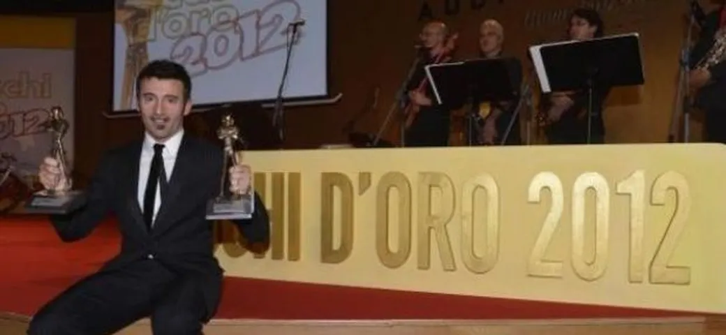 Max Biaggi trionfa ai Caschi d'Oro - EICMA 2012