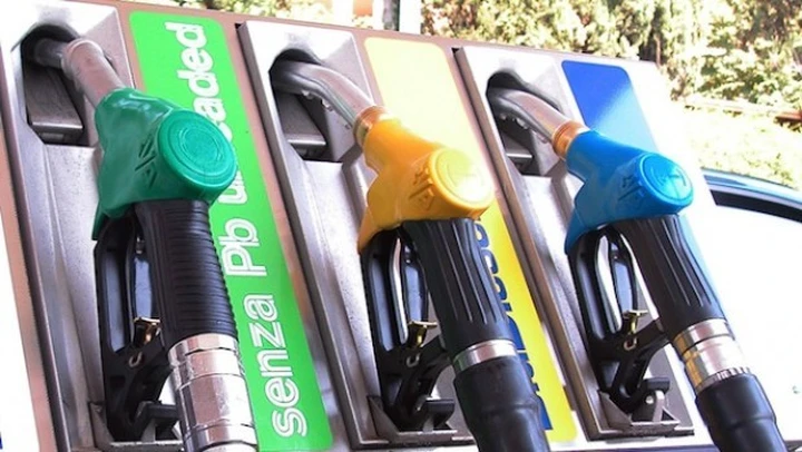 Sciopero benzinai 16-19 luglio 2013: stop sospeso, distributori già riaperti