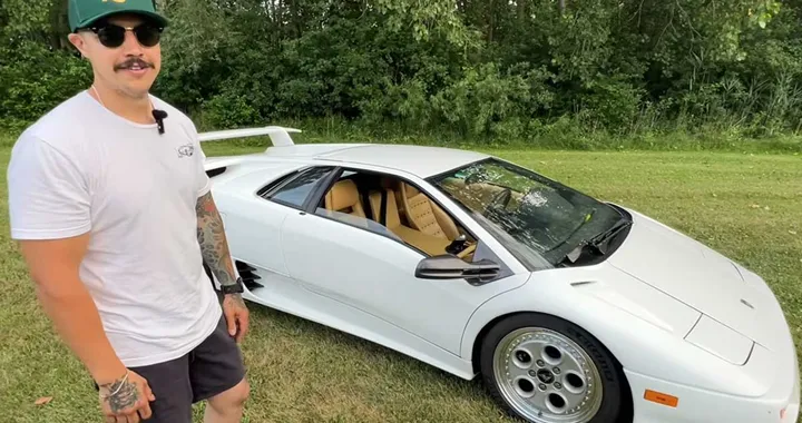 Compra una Lamborghini Diablo del 1991 e realizza il sogno d’infanzia