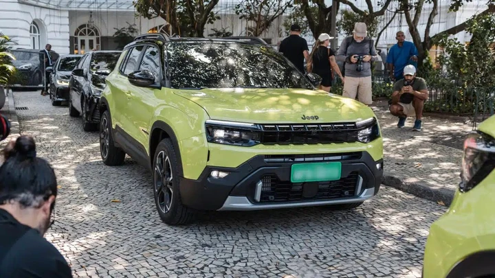 Jeep Avenger, a sorpresa rivelato il nuovo volto del restyling