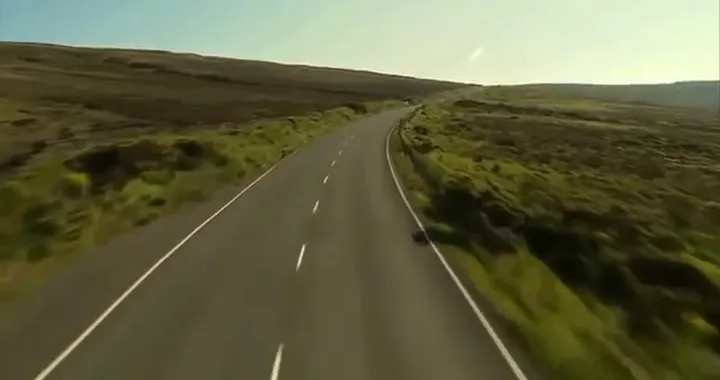 Tourist Trophy: sull'Isola di Man va in scena la follia