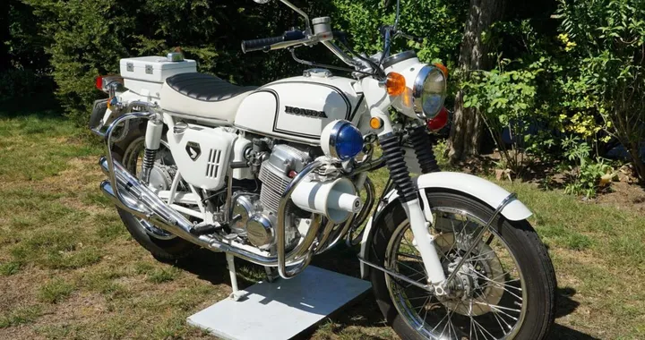 Honda CB750 Police: all'asta una rarissima superbike della polizia americana