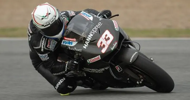 Debutto di Melandri sulla RC212V gommata Bridgestone