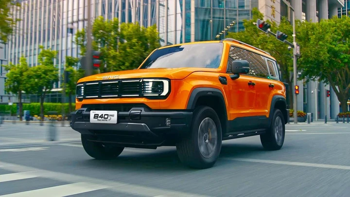 La risposta cinese al Toyota Land Cruiser: dotazioni di rilievo